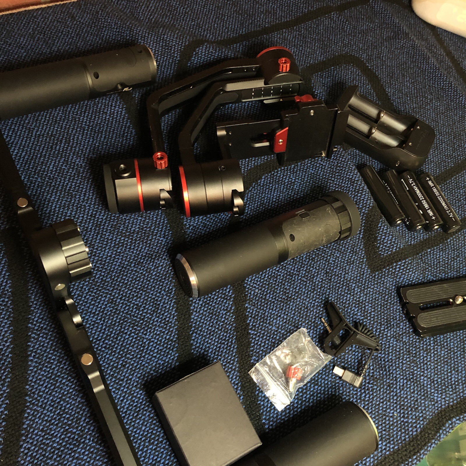 FEIYU TECH A2000 Gimbal & Dual Grip Handle 3-Axis
