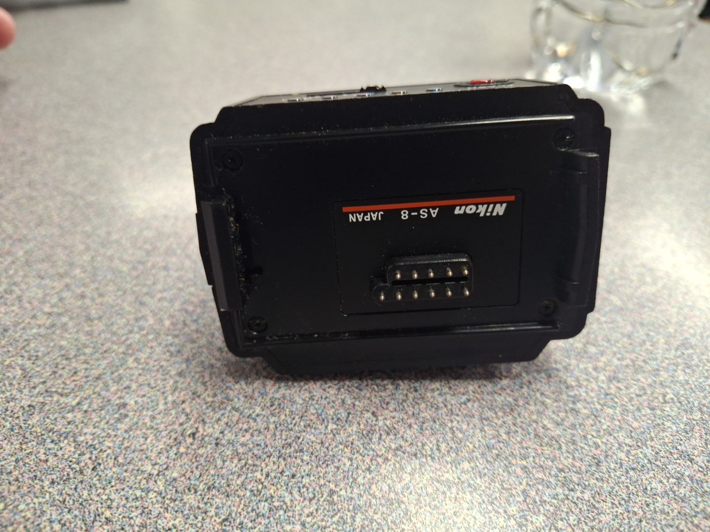 Nikon AS-8 Flash Adapter for SB-16 S. Excellent