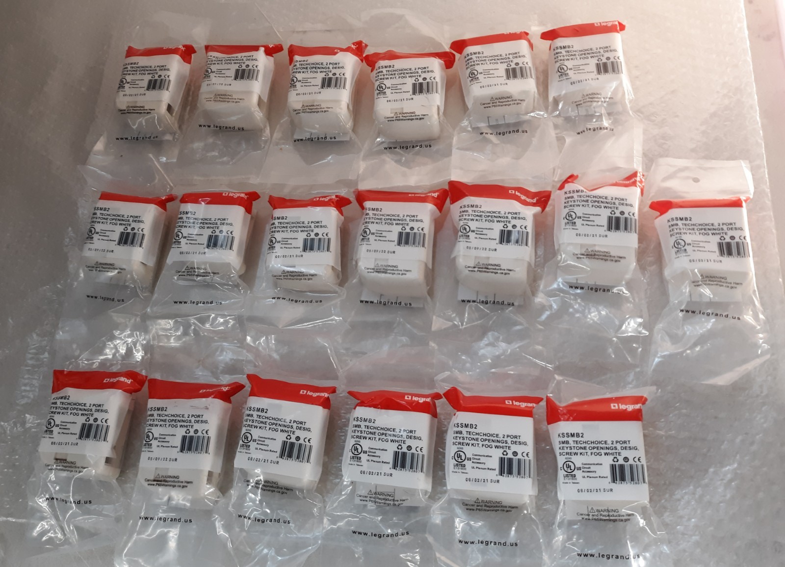 Lot of 19 Legrand KSSMB2 Techchoice 2-Port Keystone Openings White NEW *SEALED*
