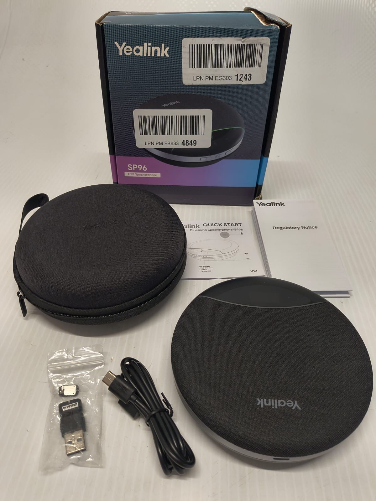 Yealink SP96 with Dongle USB-C/A Bluetooth Speakerphone With Bluetooth Dongle