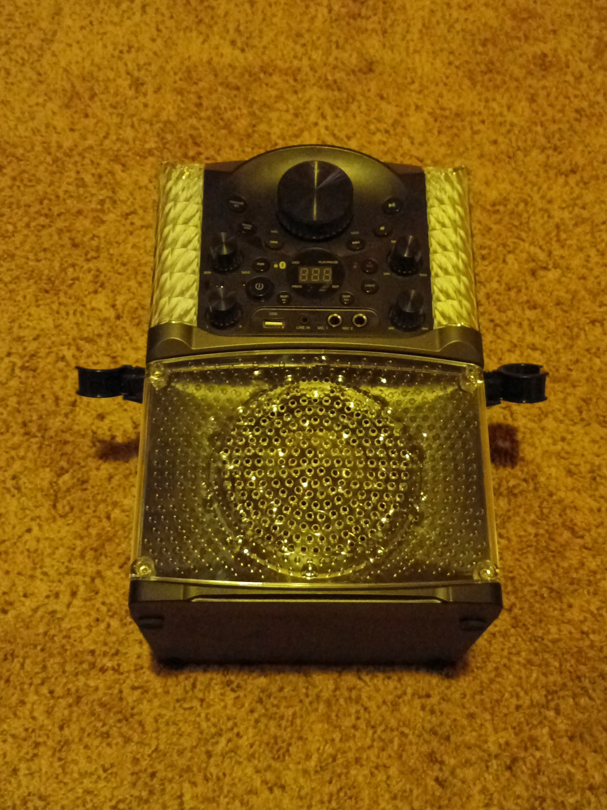 The Singing Machine SML625BTBK Bluetooth CD/G Karaoke System Sold As Is