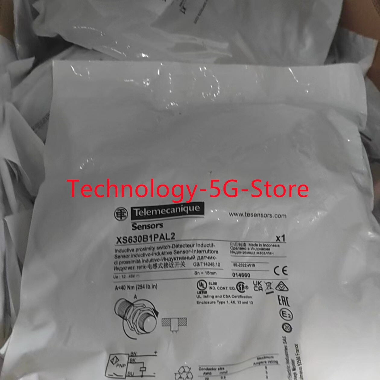 New Telemecanique XS630B1PAL2 Proximity Sensor