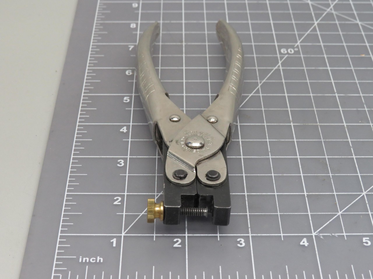 AMP 91117-6 CRIMPING TOOL T152880