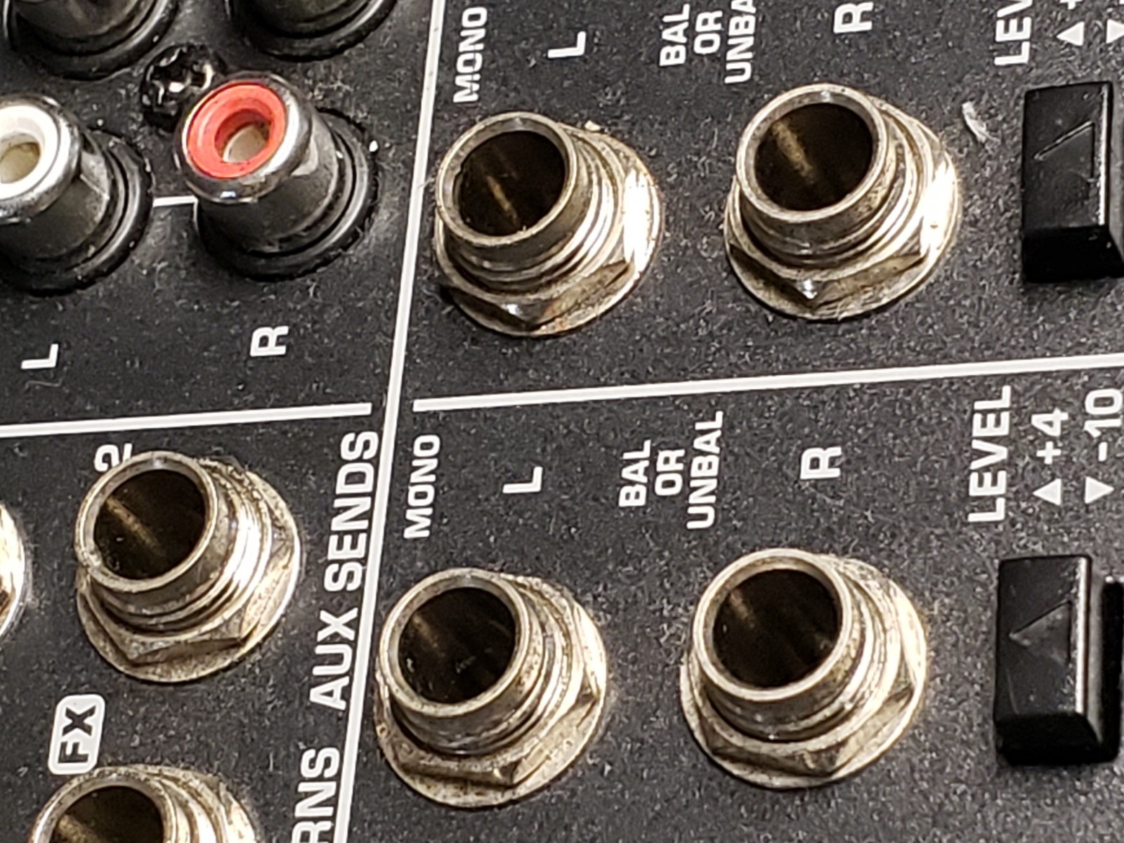Read Tested Behringer Xenyx X1622USB Multi-FX Processor USB Audio Interface