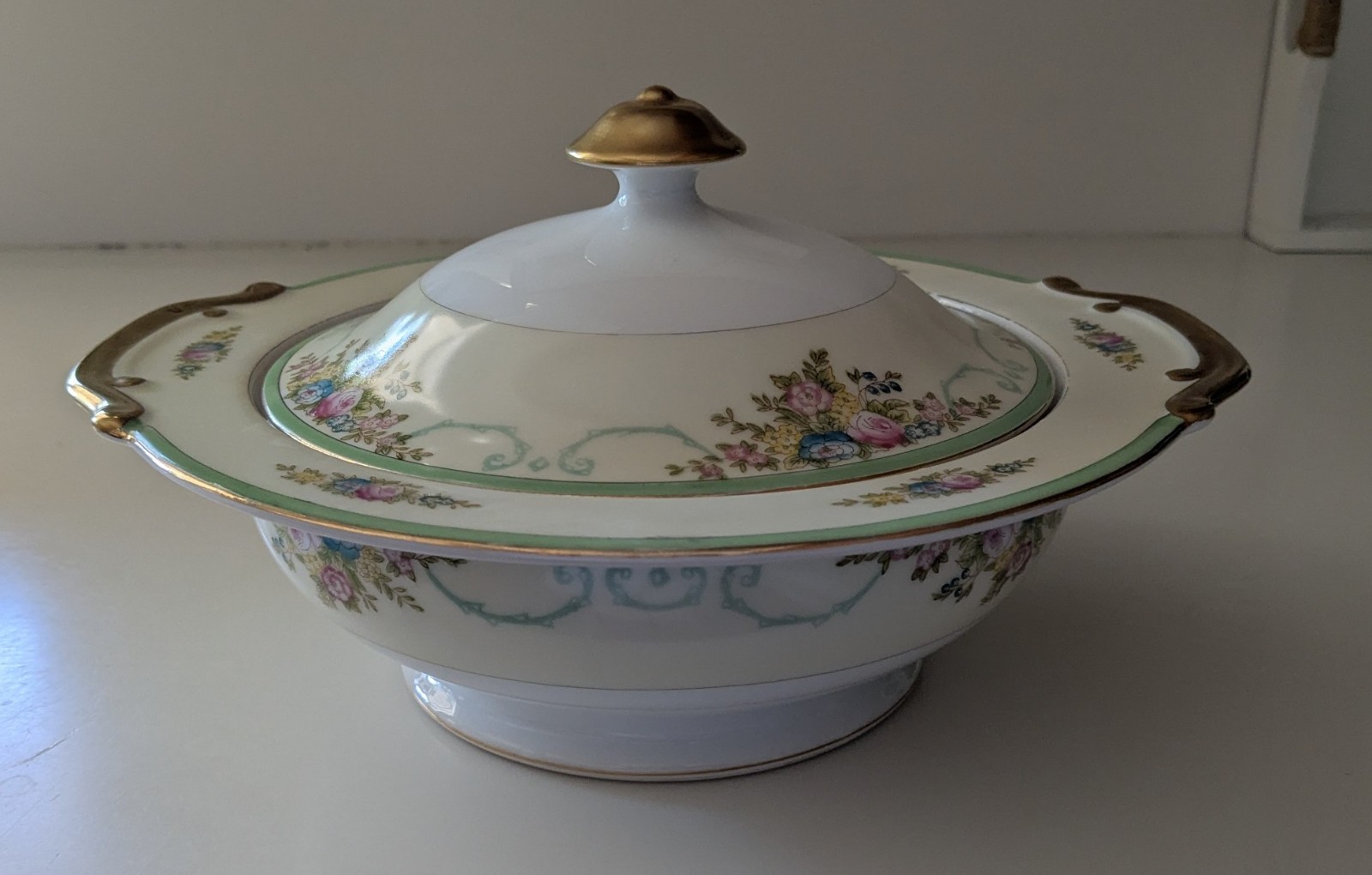 Vntg 1930s Meito Fine China Hand Painted Covered Vegetable Dish Floral gold trim
