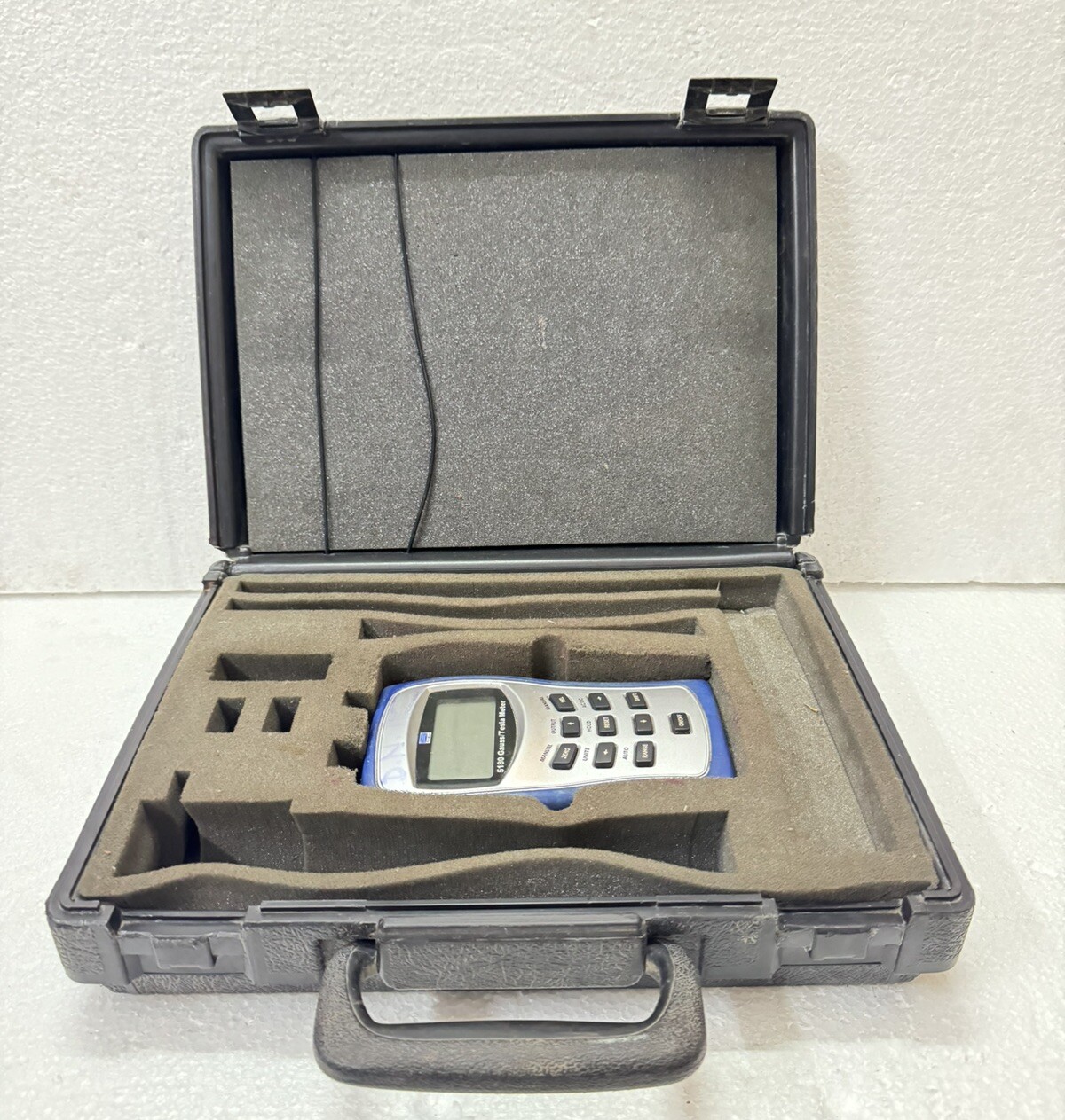 GAUSS/TESLA METER 5180
