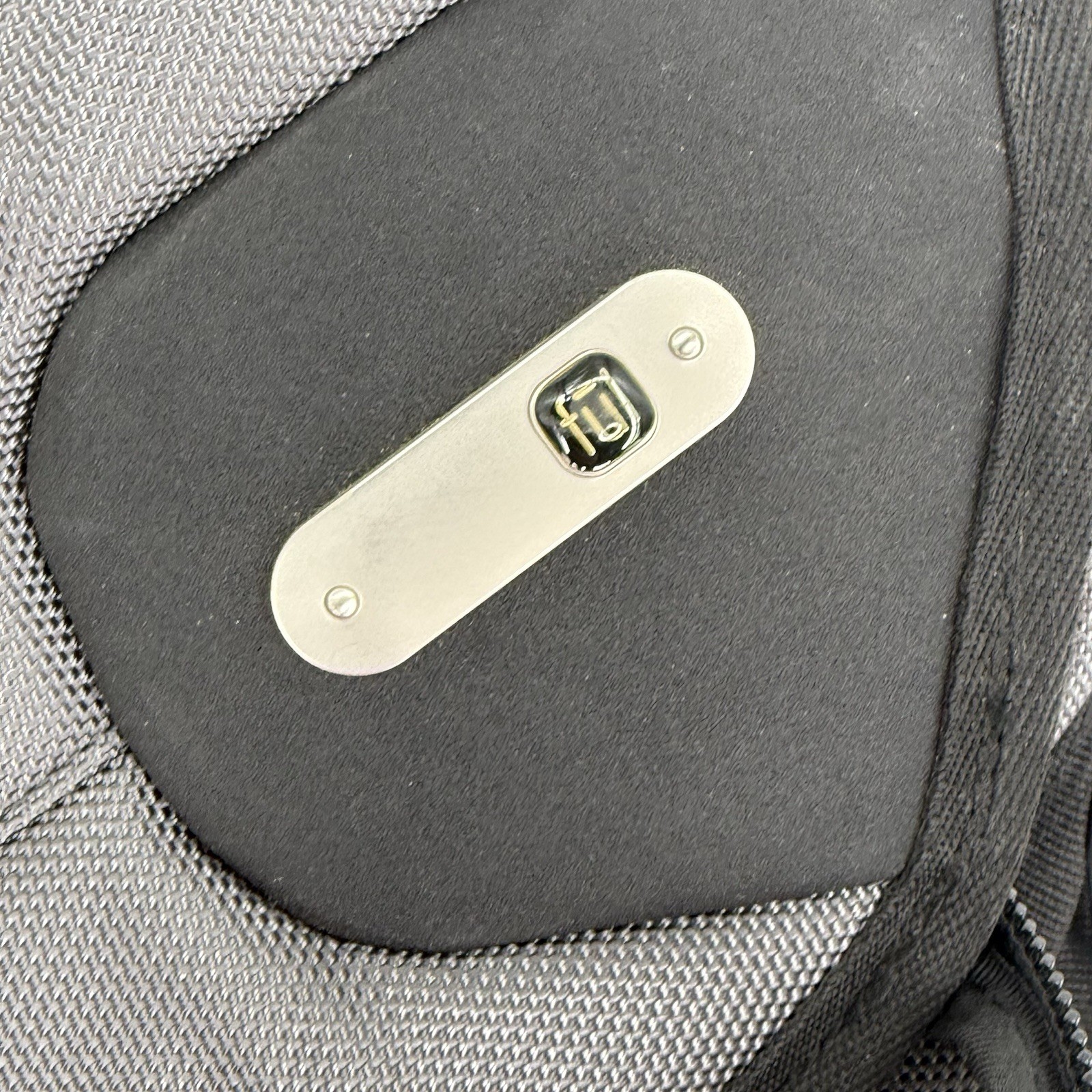 FUL Powerbag Messenger bag in grey With Shoulder Strap