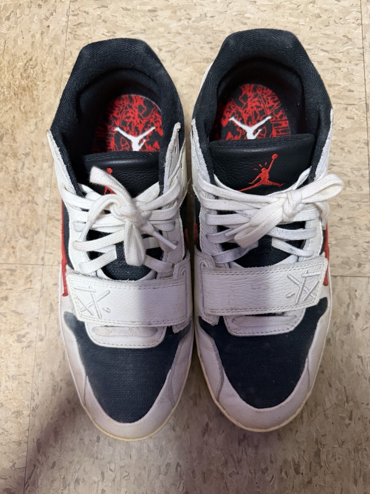 Nike Jordan Jumpman Low Top Colorblock Sneakers Lace-Up Strap White/Black/Red