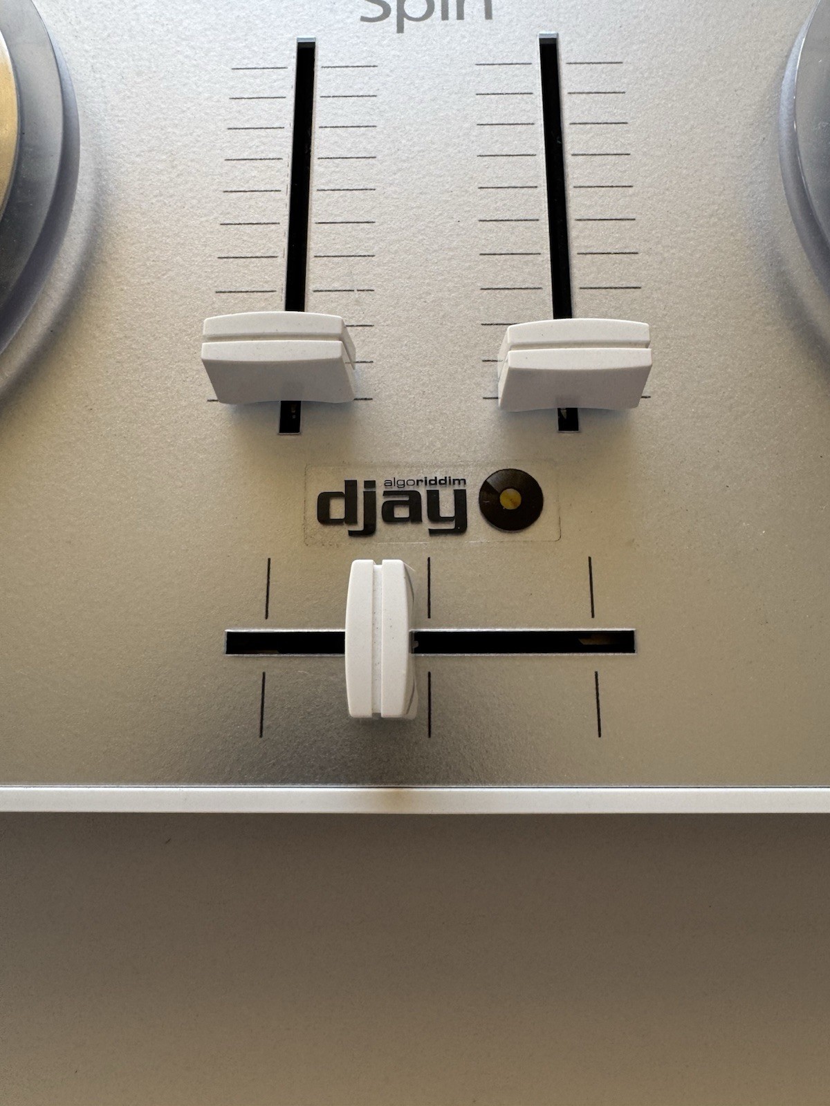 Vestax Spin DJ controller With Original Box