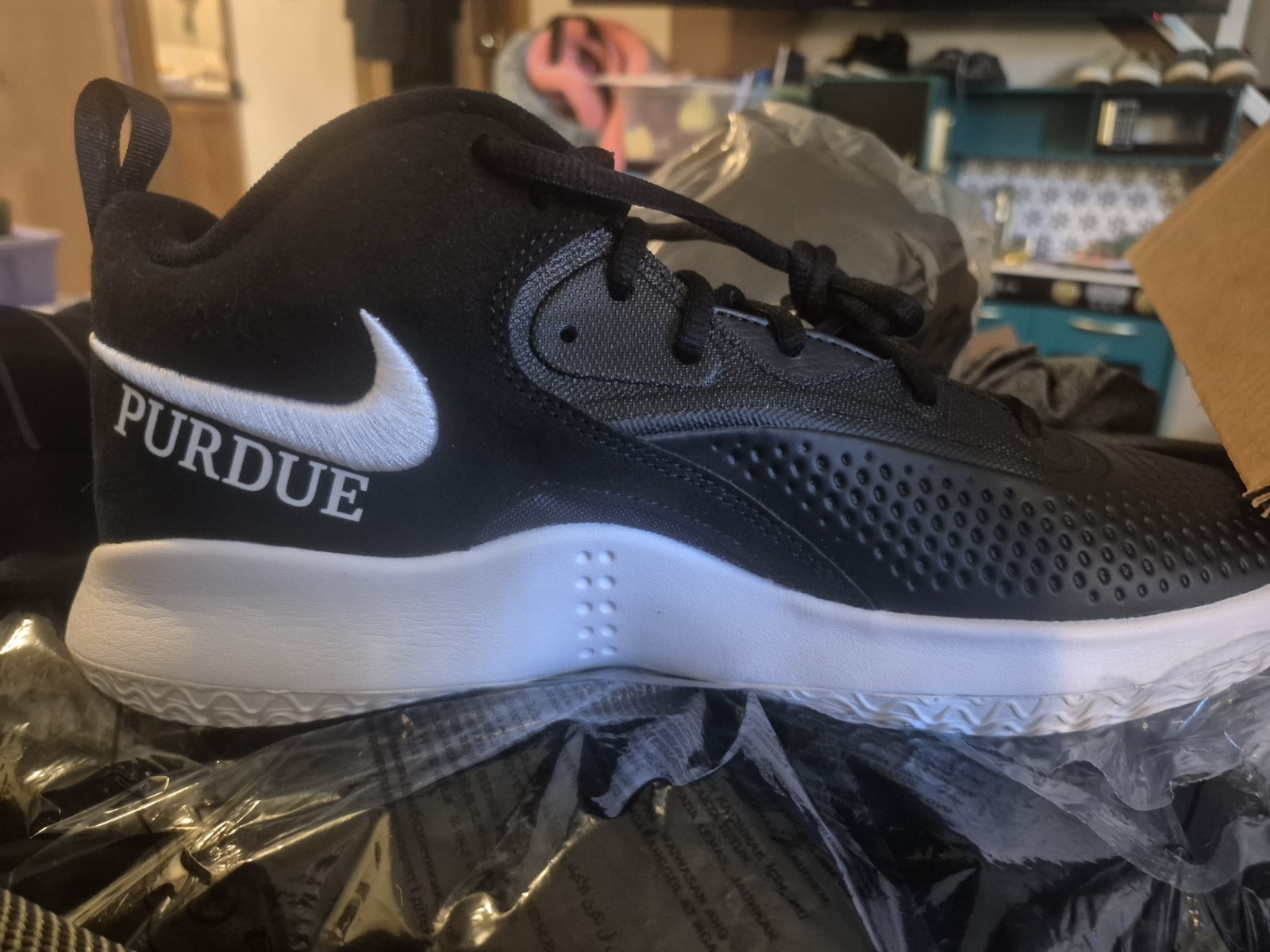 Nike Zoom Purdue Men’s Low Top Athletic Sneakers Black/White Lace-Up
