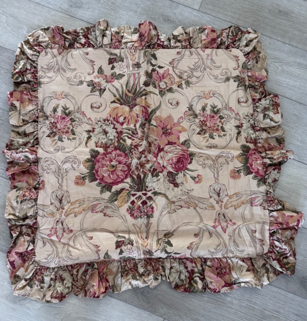 Vintage 1998 Ralph Lauren Guinevere Aragon Euro Shams 25" + 3.5" Ruffle Cottage
