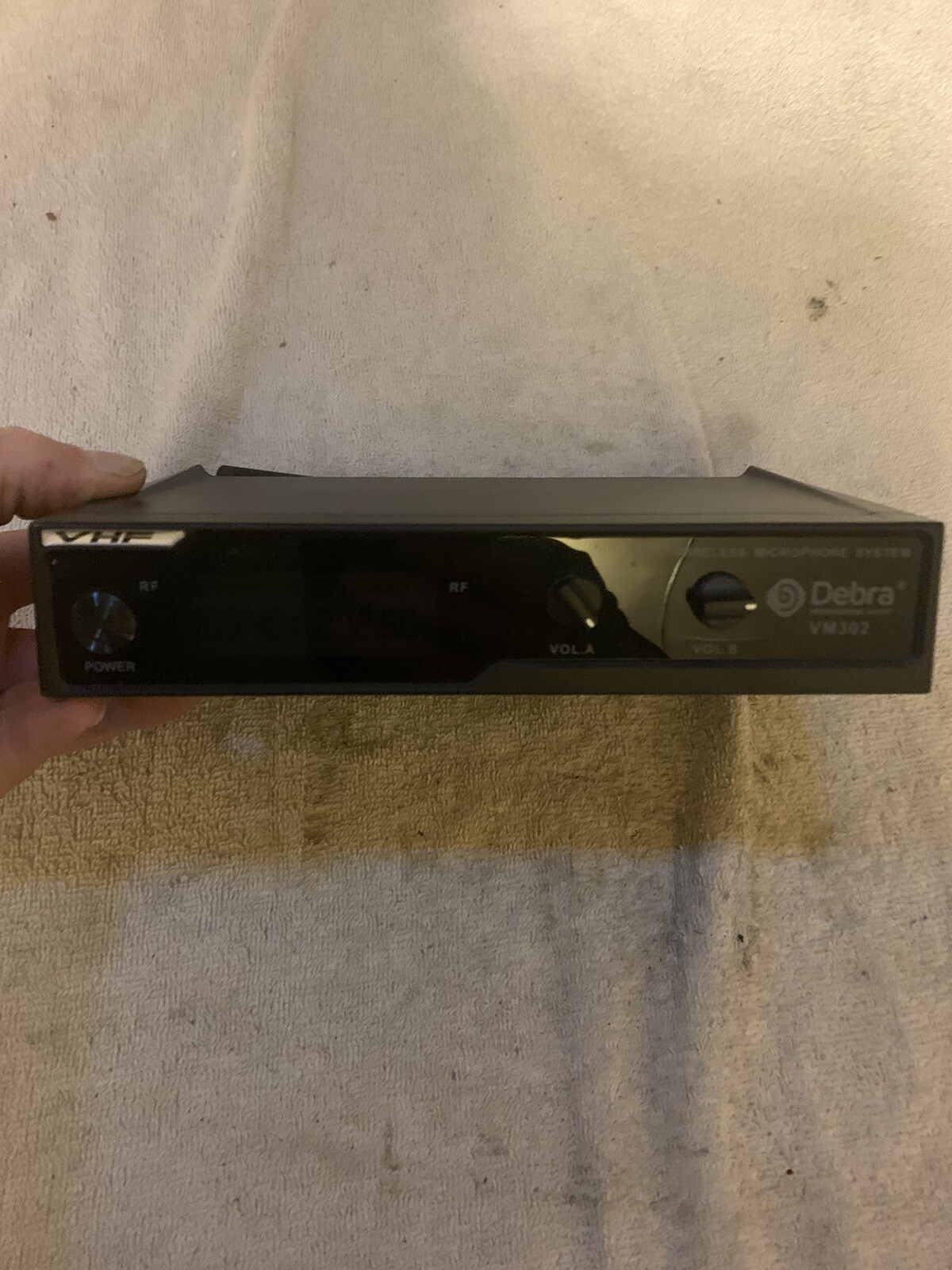 Audio VM302 VHF Wireless Microphone System