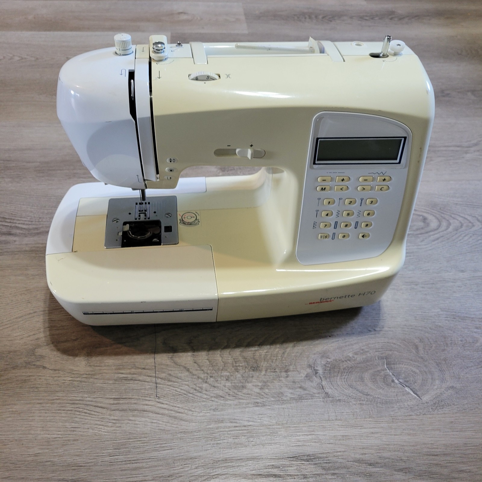 Bernina Bernette H70 Computerized Sewing Machine No Power Cord Clean