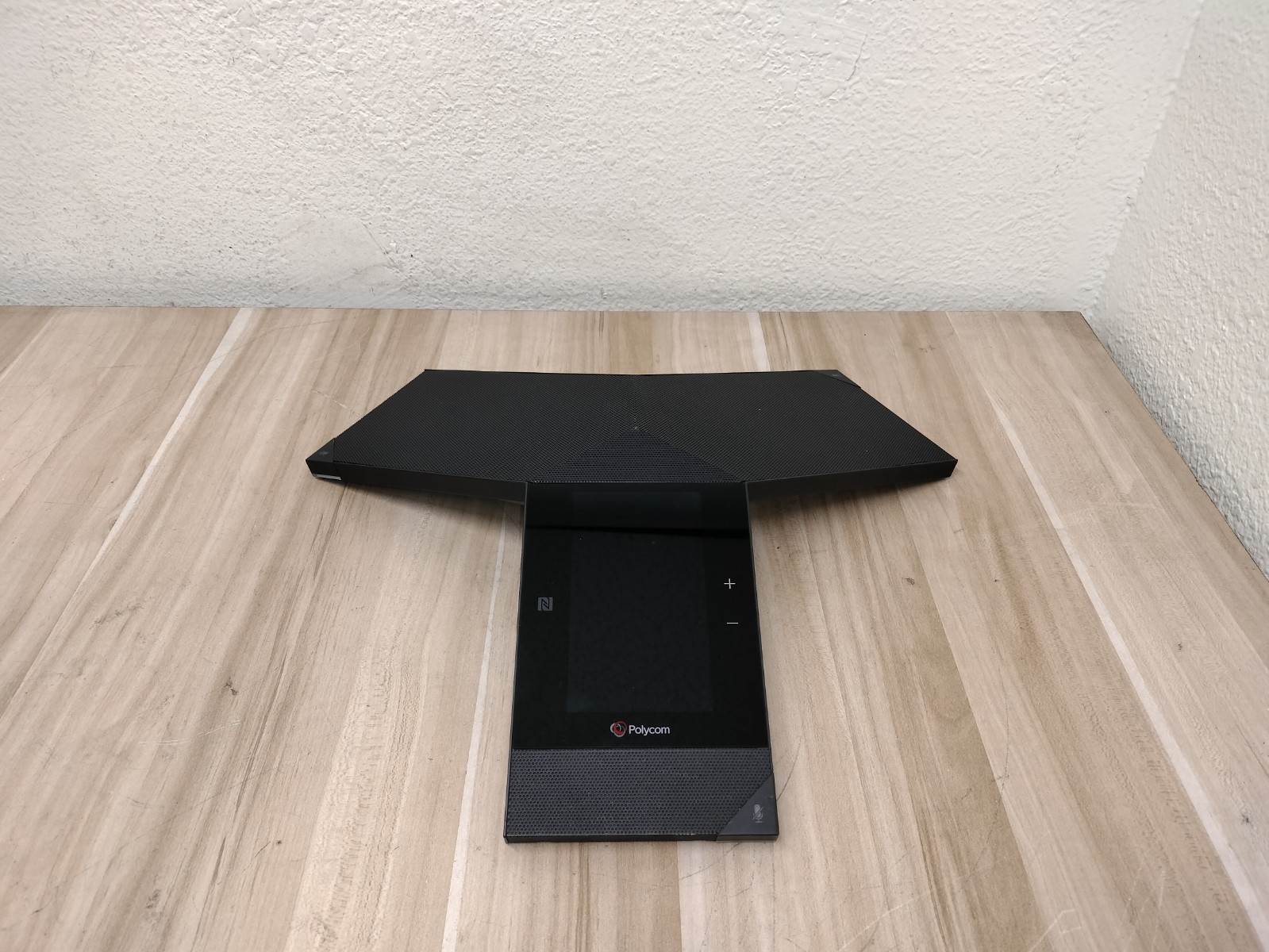 Polycom RealPresence Trio 8800 2201-65290-019 Conference VoIP IP Phone