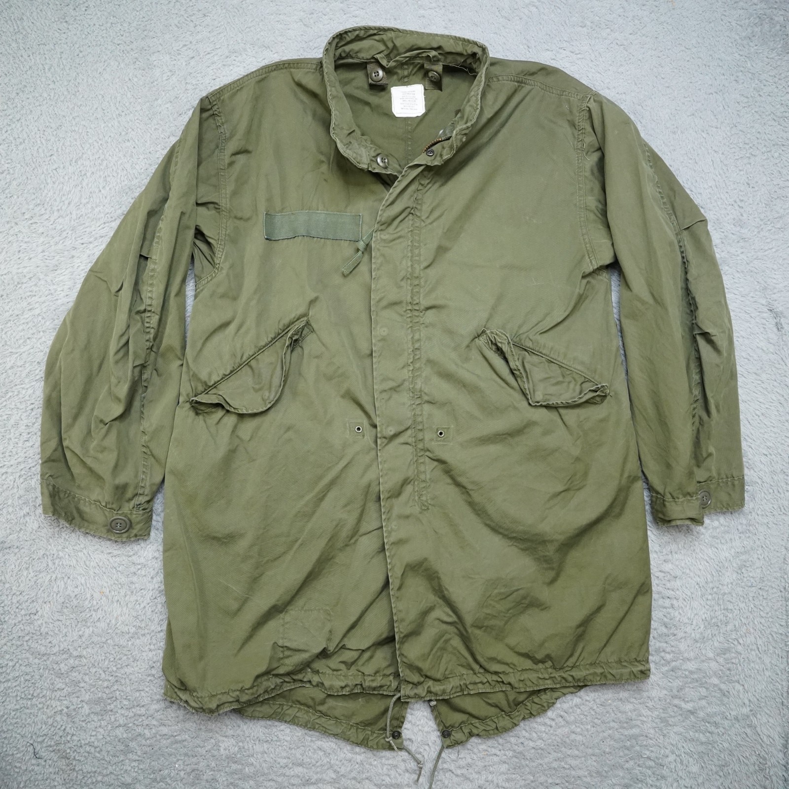 Vintage US Military Parka Size Small Extreme Cold Weather Fish Tail Jacket Shell