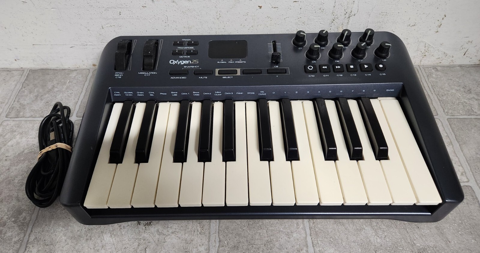 M-Audio Oxygen 25 USB Keyboard 3rd Gen