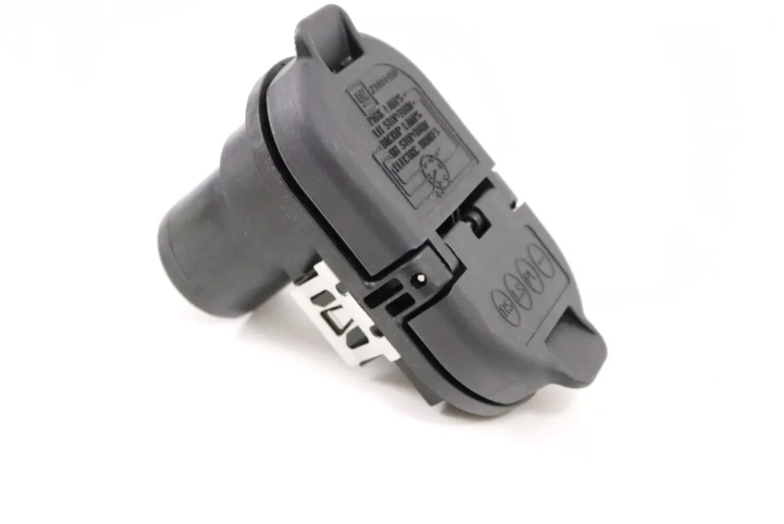 23404450 2014-2018 Silverado Sierra Trailer Hitch Receptacle Plug 7 Way - 4 Way