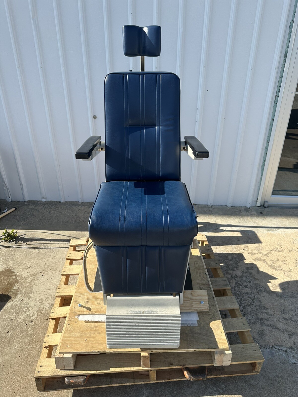 Working Marco #1202 Opthalmology Chair (No Instrument Stand)