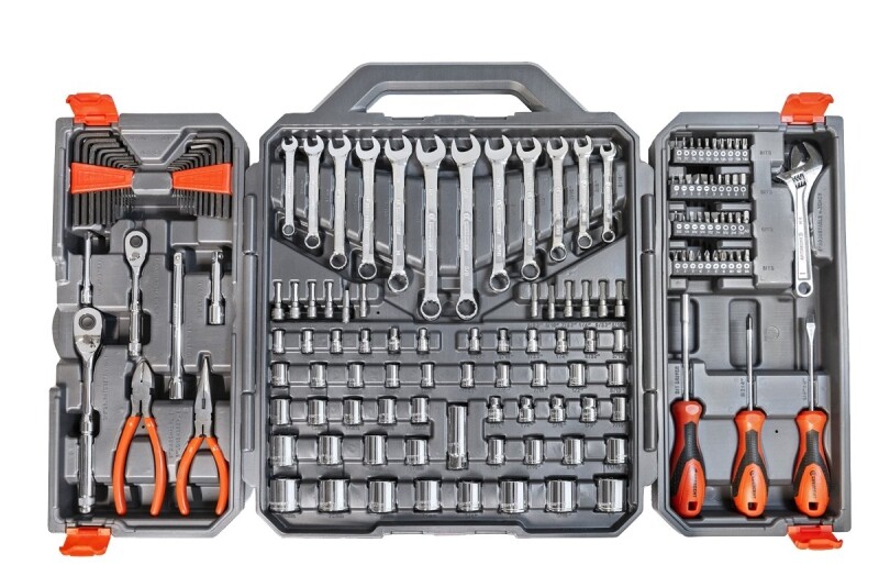 NEW CRESCENT CTK150 150 PIECE PROFESSIONAL MECHANICS TOOL SET WITH CASE