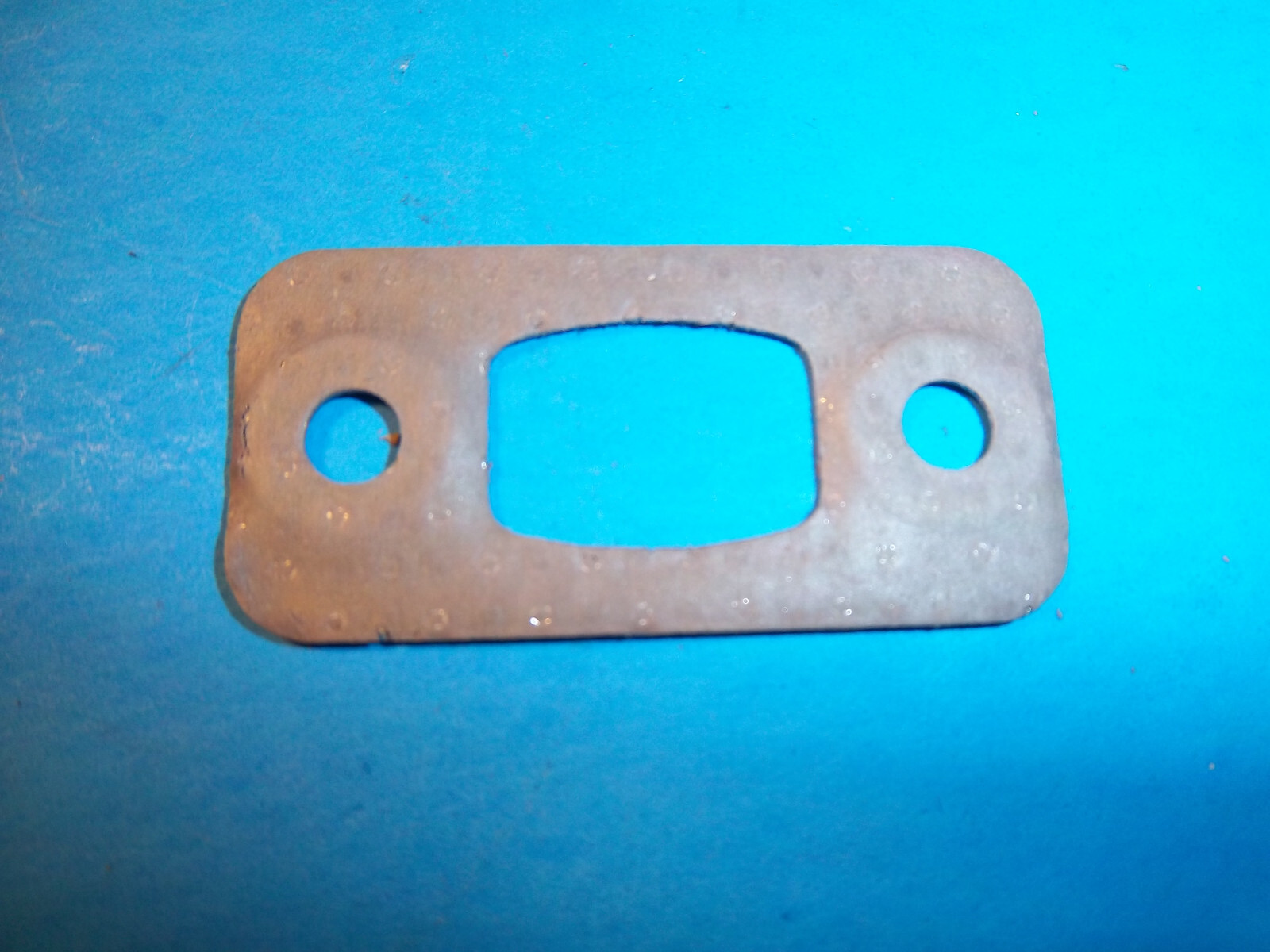 Stihl Exh Gasket BG86,bg56,bg55,bg85,fs38,fs40,sh85 86,fs56rc,fs70 41441490600