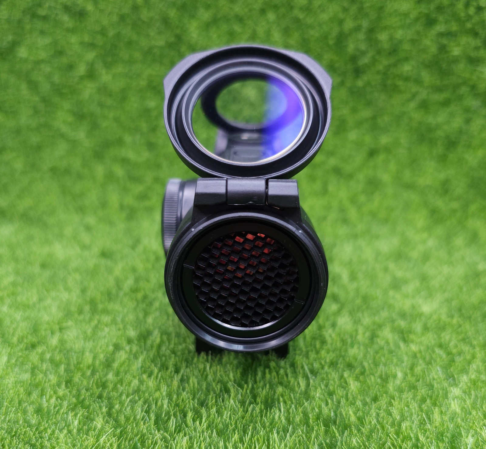 Holosun Elite Green Dot Reflex Sight Titanium Housing 2 MOA Dot - HE530G-GR