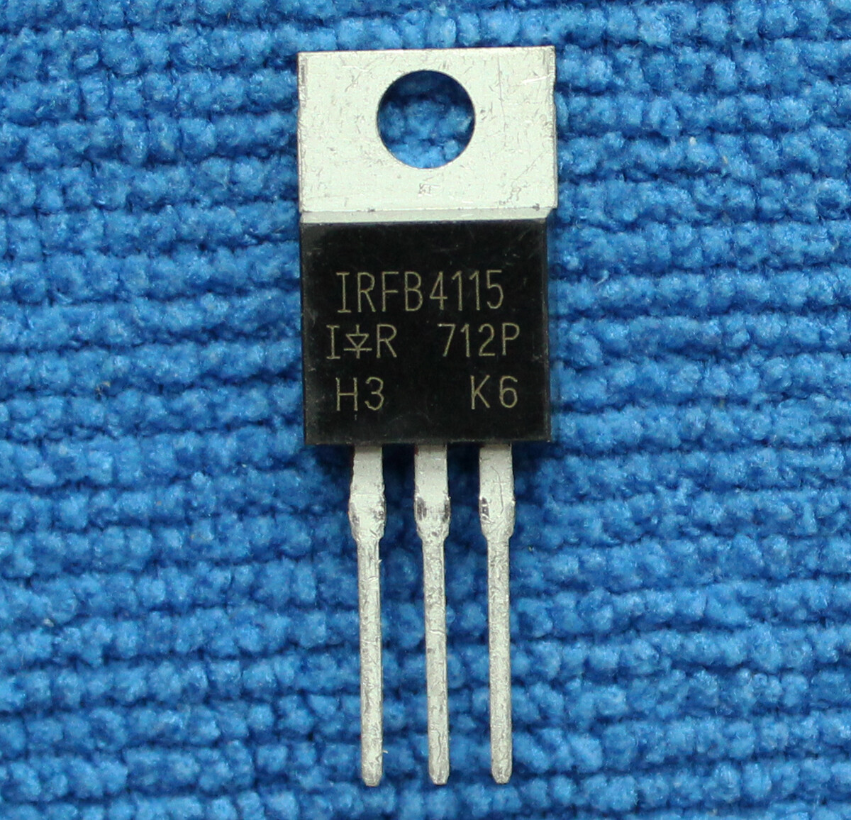 10pcs IRFB4115 IRFB4115PBF F4115 TO-220 Integrated Circuit IC