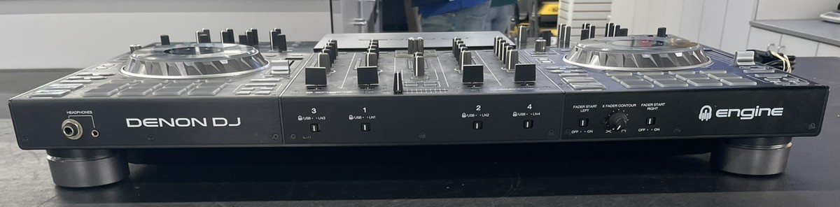 DENON DJ PRIME 4 WITH STANDALONE 4-DECK DJ CONTROLLER - BLACK (PD3047149)