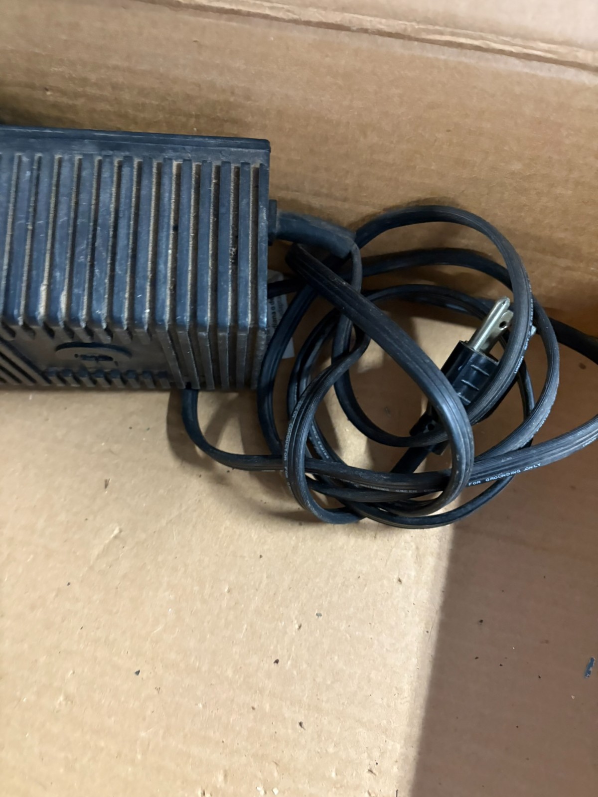 Original Commodore 64 Computer with Box, GAMES AND EXTRAS!! UNTESTED AS-IS