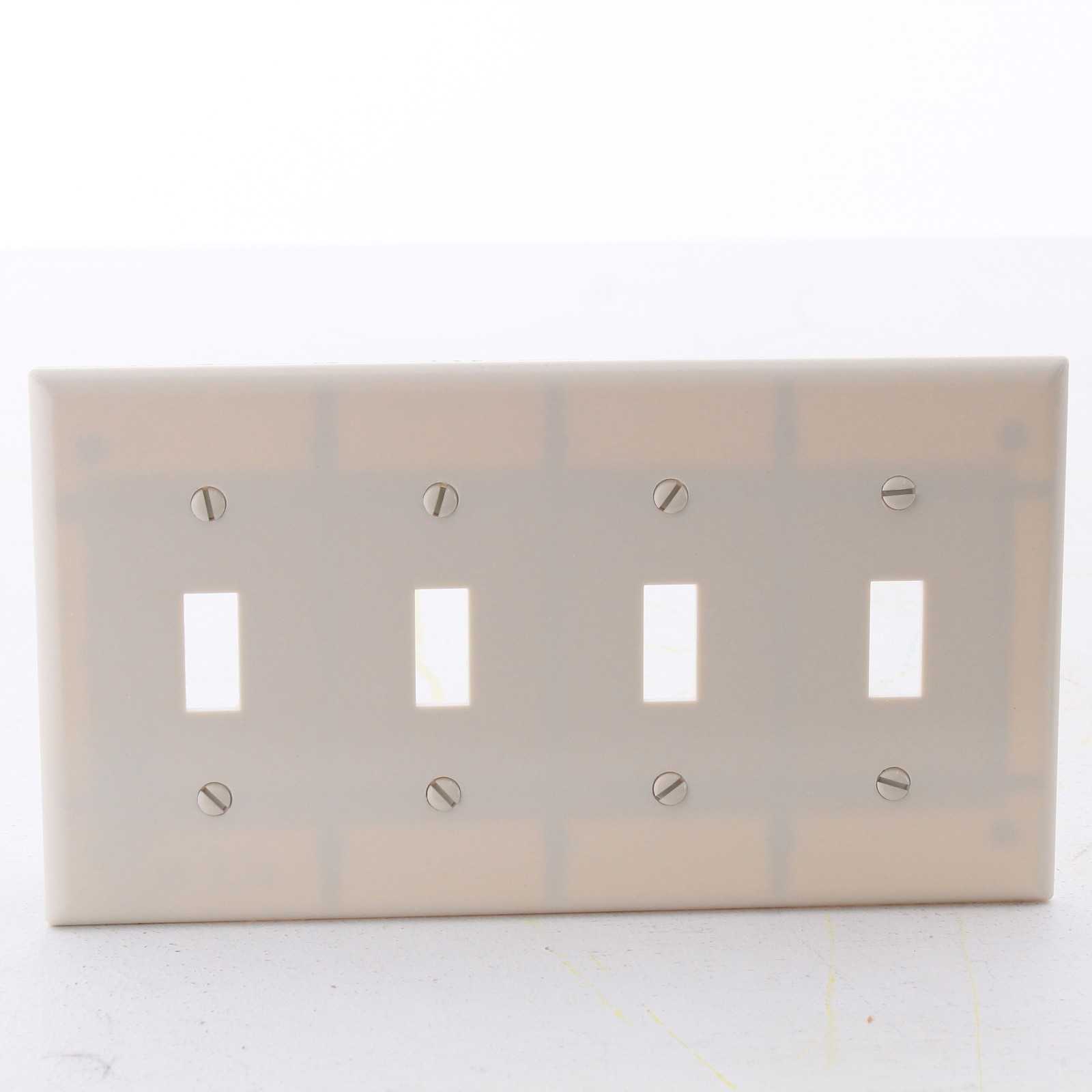 Eaton 2164V Ivory 4-Gang Decorator GFCI GFI Plastic Standard Wallplate Cover