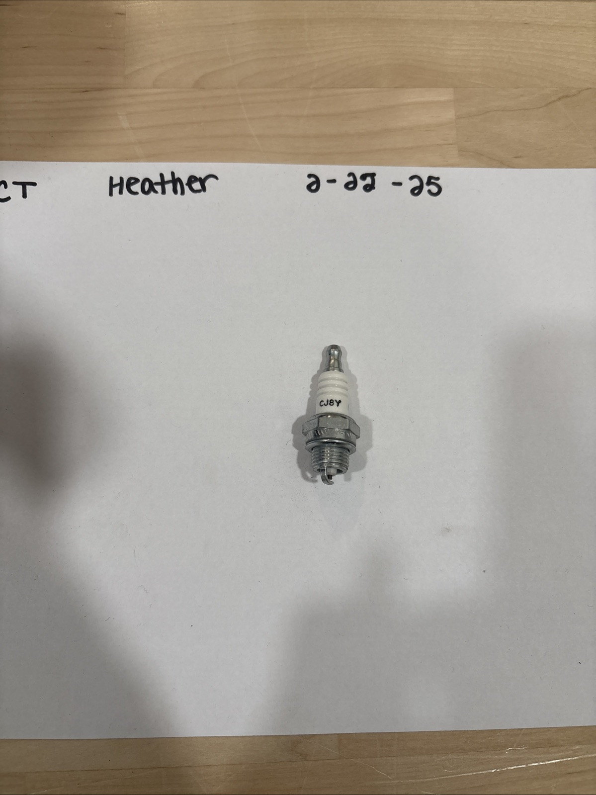Spark Plug / Champion CJ8Y 848
