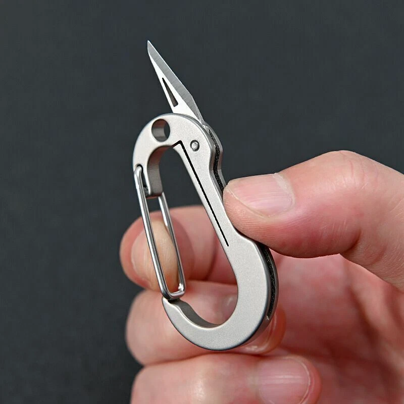 Mini Titanium Alloy Keychain Knife Carabiner Pocket Folding Knife Porable Tools