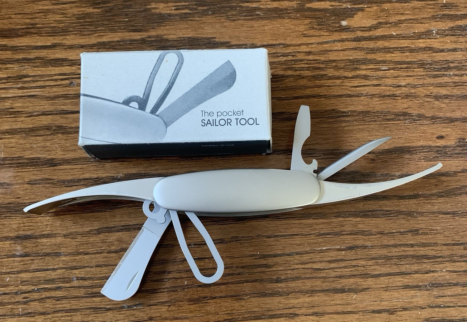 Pocket Sailors Multi-Tool Stainless Steel Folding Knife and Marlin Spike IP-102