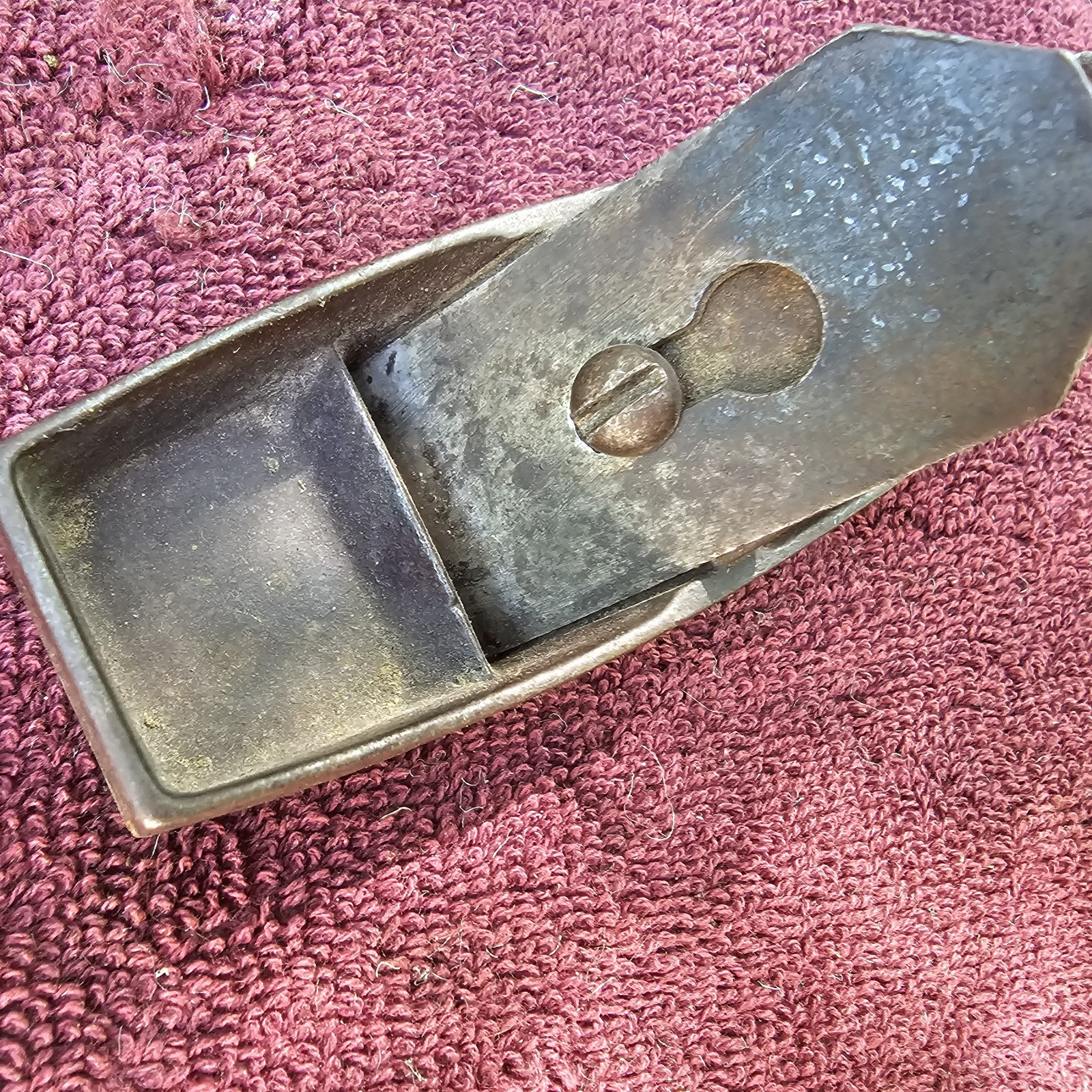 Antique Unmarked 4-1/2" Long Cast Iron Plane