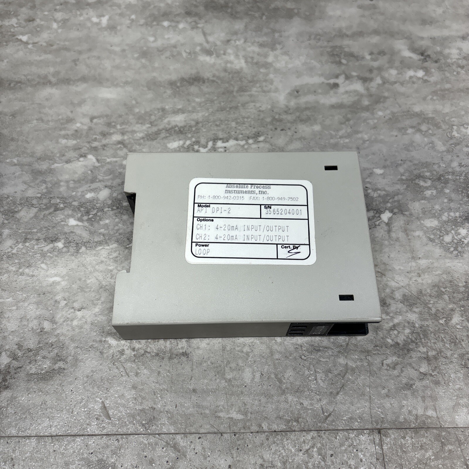 API Absolute Process Instruments DPI-2 Loop Powered Isolator, Untested