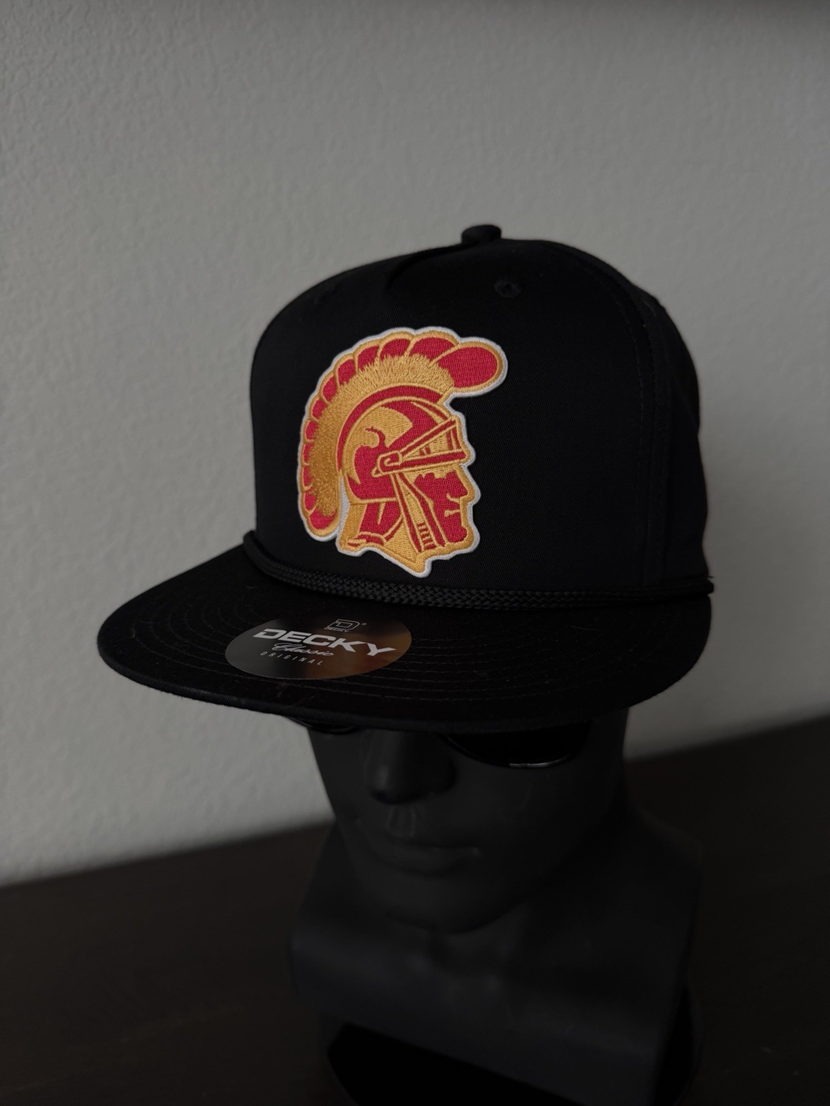 USC SOUTHERN CAL CLASSIC TOMMY TROJAN BLACK ADULT FLAT BILL SNAPBACK HAT NEW