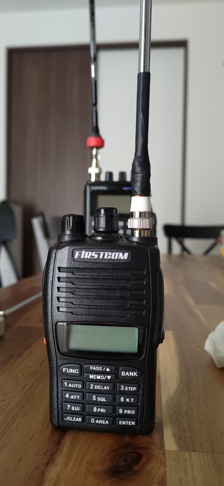 firstcom FC-S117 wideband receiver made in japan