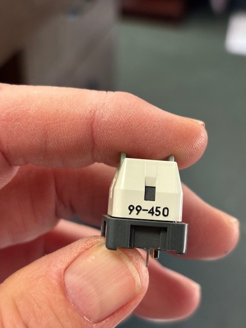 99-450.837 EAO PUSHBUTTON NEW SURPLUS