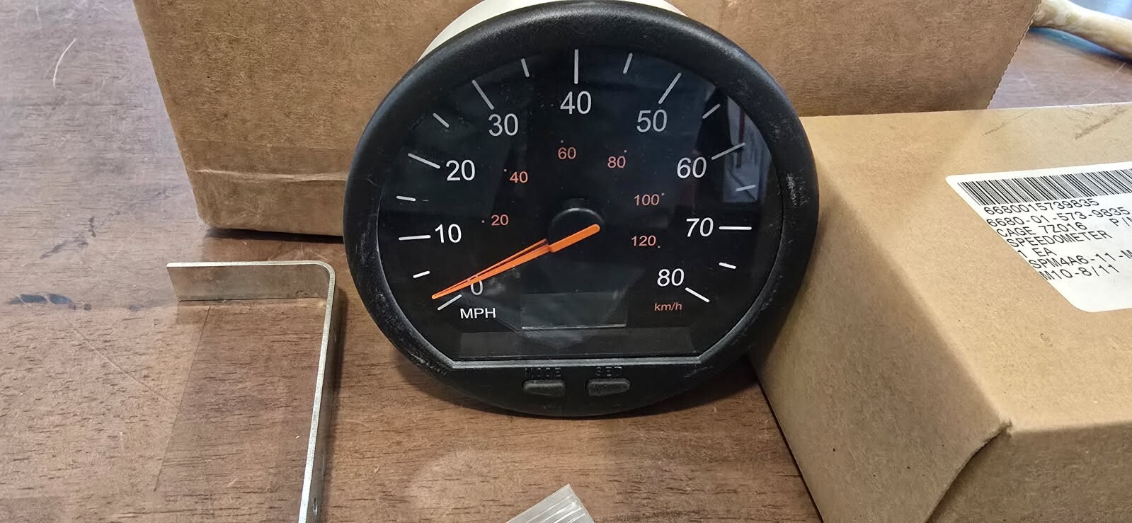 AMETEK SPEEDOMETER 00078664-80414G 6680-01-573-9835