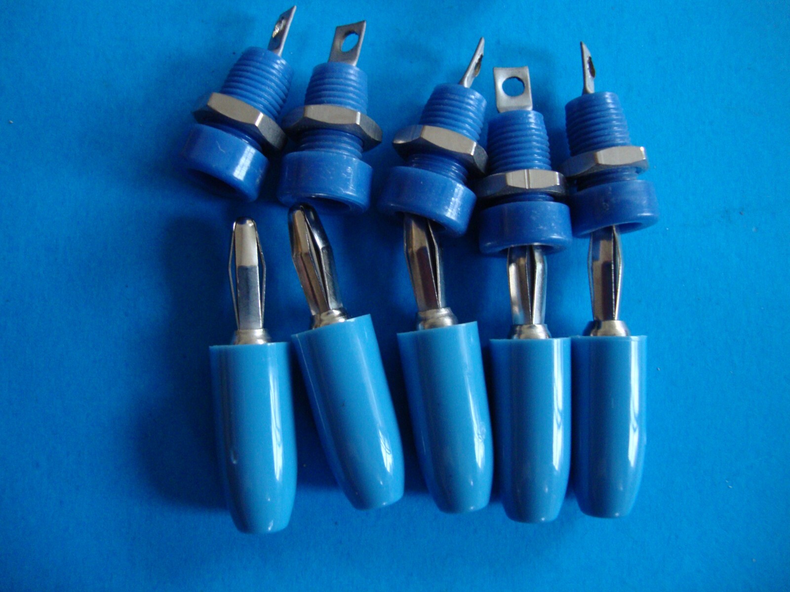 Johnson Cinch -5 blue Banana Plugs and jacks 108-0910-001, 108-0310-001