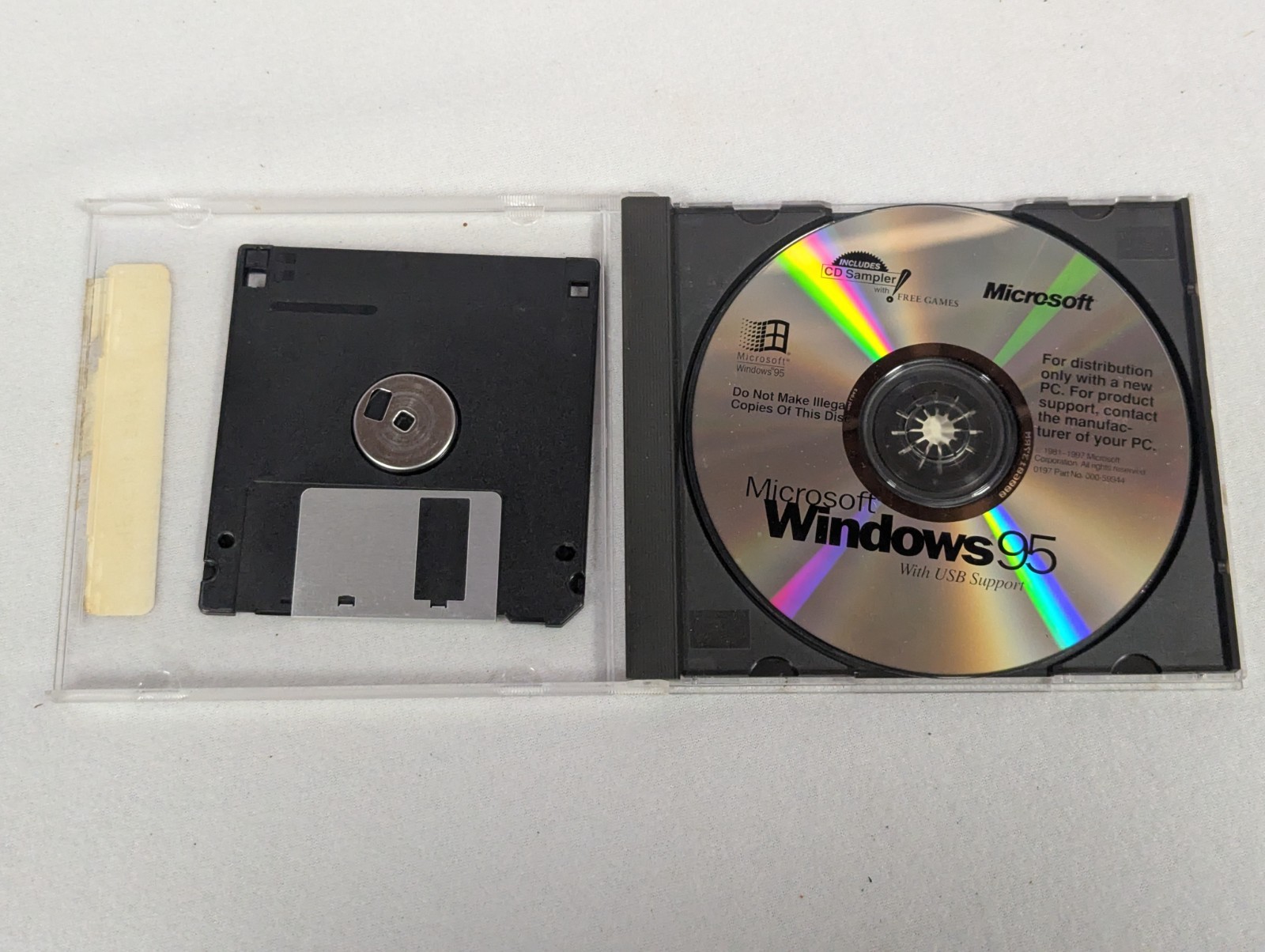 Microsoft Windows 95 CD ROM with Boot Floppy and Product Key