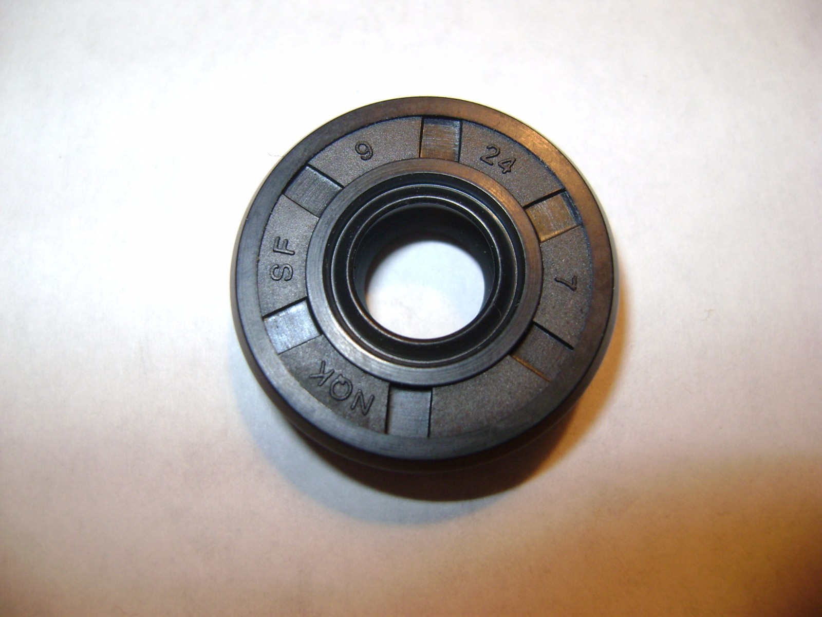 NEW TC 9X24X7 DOUBLE LIPS METRIC OIL / DUST SEAL 9mm X 24mm X 7mm