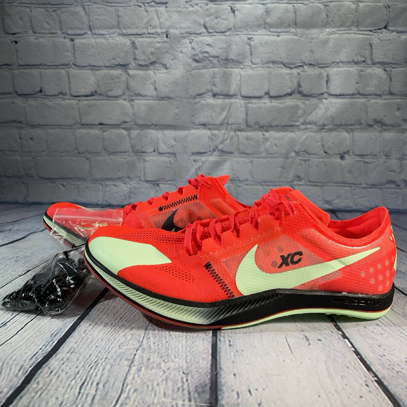 Nike Dragonfly XC Cross Country Track Spikes Crimson Green DX7992-600 Mens 9.5