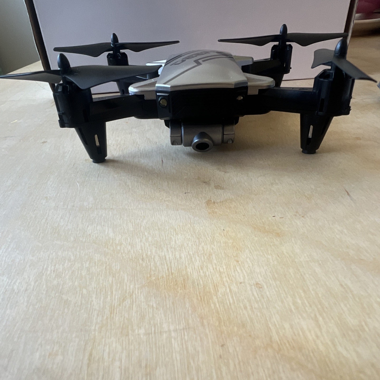 DEERC D20 Foldable Mini Quadcopter Drone Silver HD Camera 360° Flip