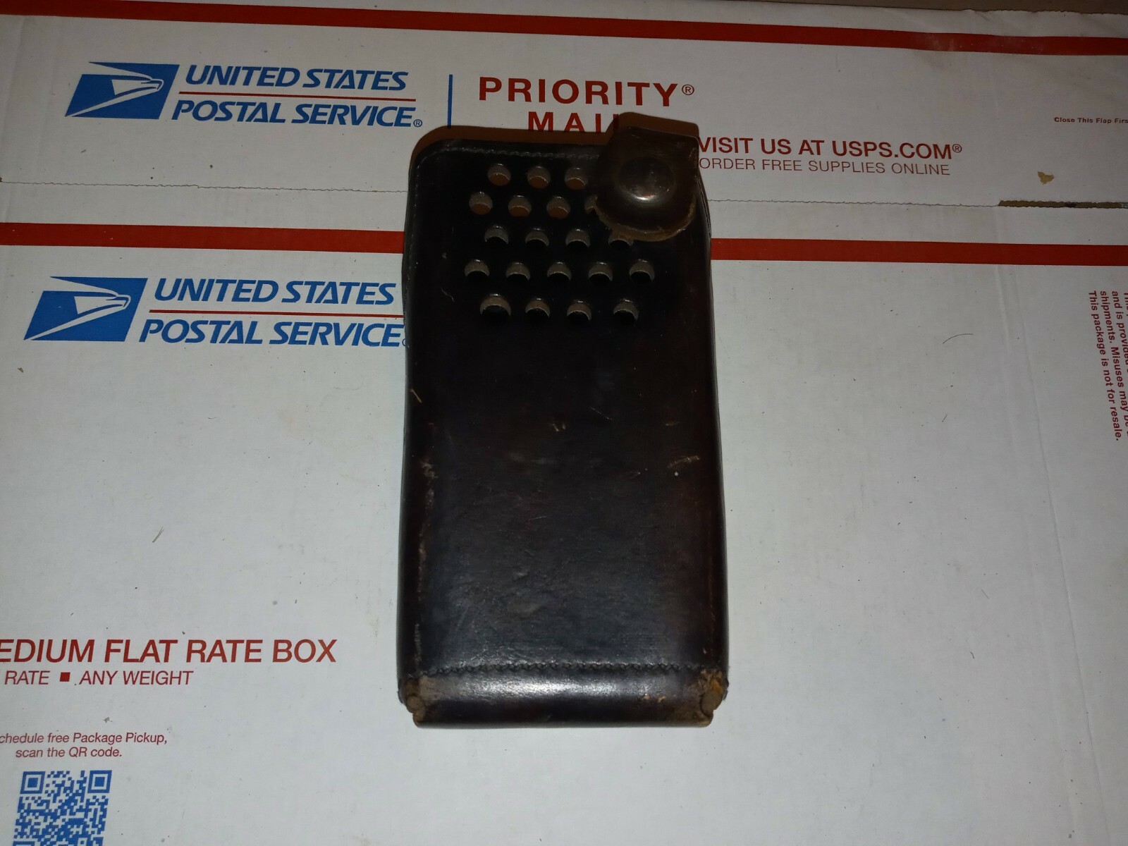 Vintage Leather Wakie Talkie Case Preowned Good Condition # 29