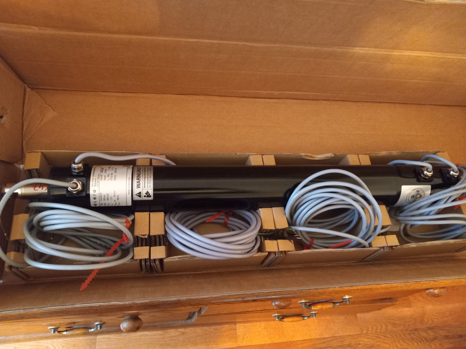 Elero Econom 01 Linear Actuator - New/Unused