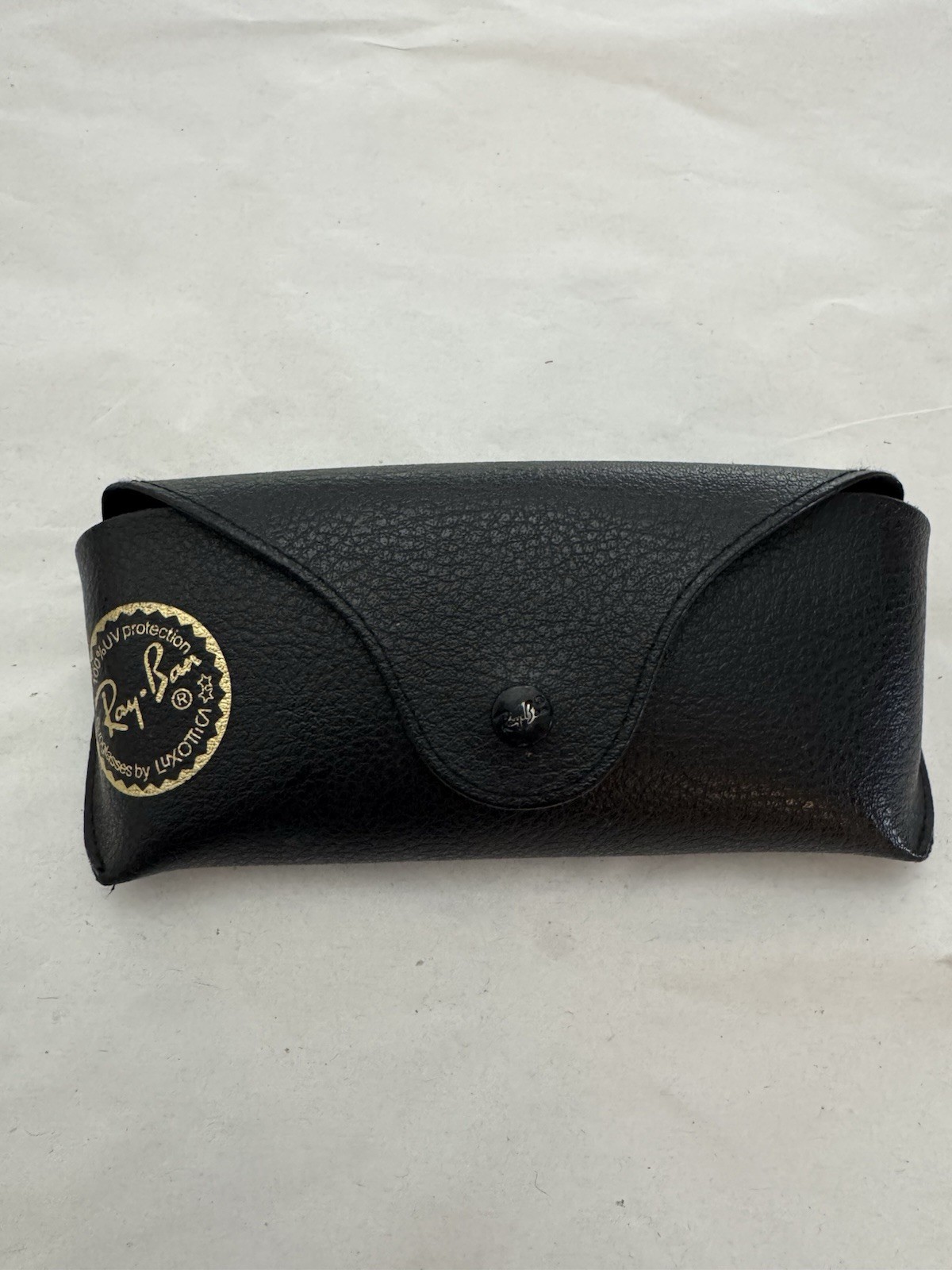 Ray-Ban Sunglasses Leather Case - Black- 915