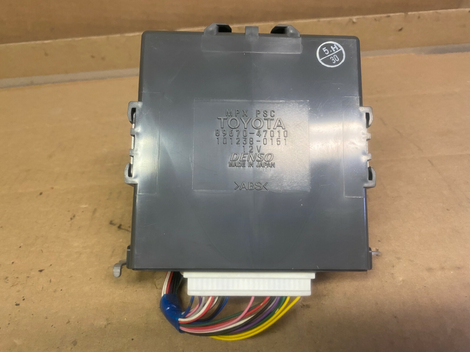 06 TOYOTA PRIUS MPX PSC MODULE. 89670-47010