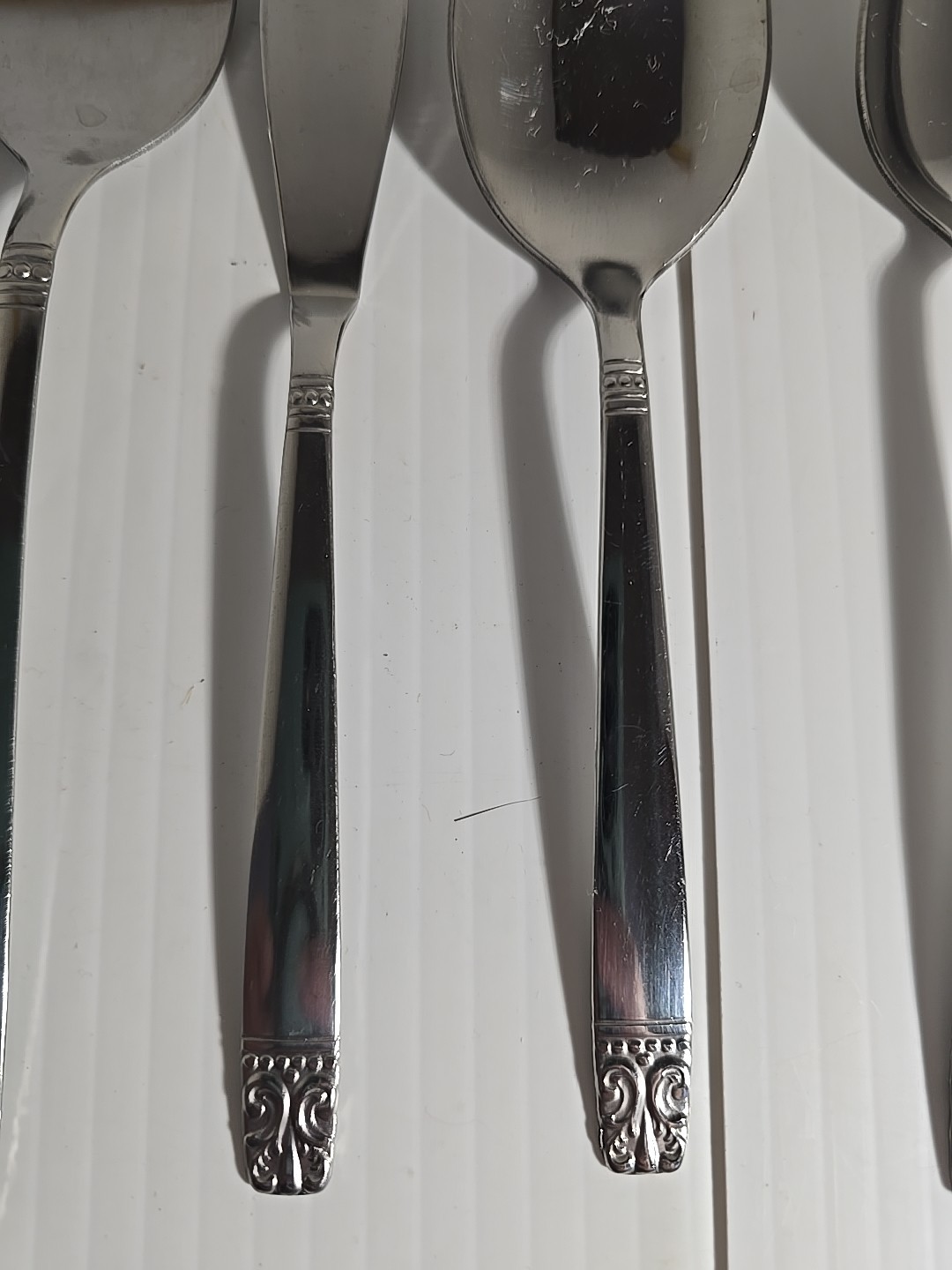 31 Pcs Wm Rogers Oneida Aztec Encore Serving Set Iced Tea/Dessert Spoon Teaspoon