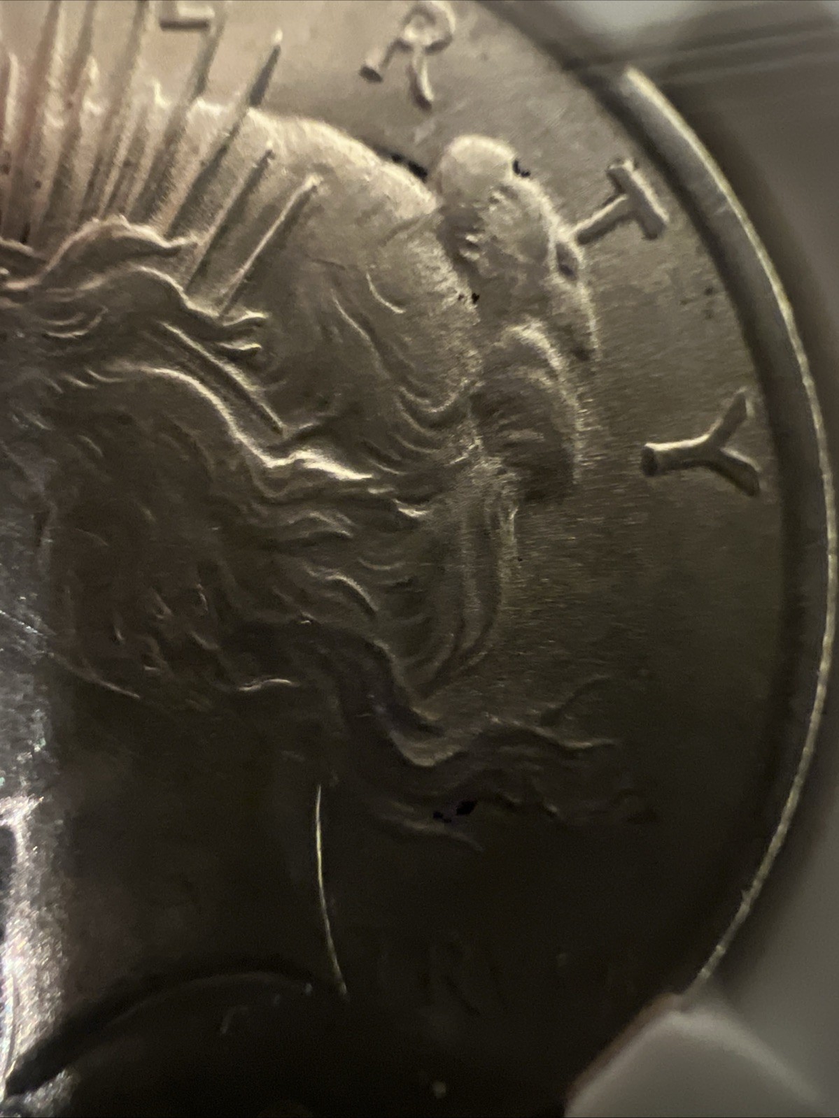 1922-P PEACE SILVER DOLLAR