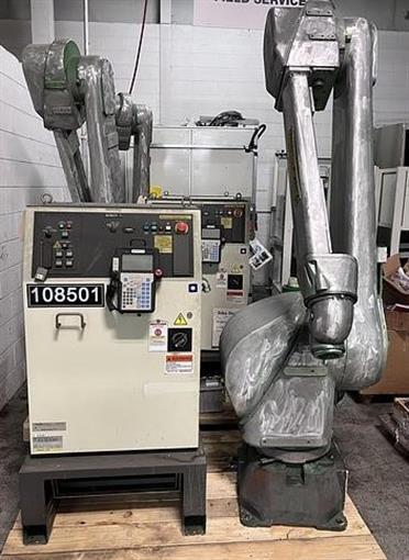 FANUC P250iA PAINT ROBOT with R30iA CONTROLLER